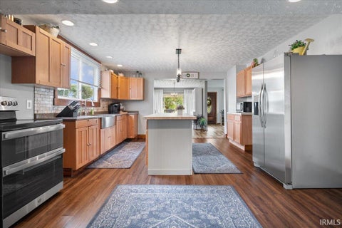 Tiny photo for 4098 E State Rd 38 Road, New Castle, IN 47362 (MLS # 202637870)