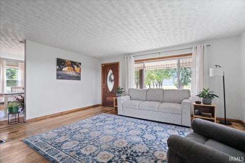 Tiny photo for 4098 E State Rd 38 Road, New Castle, IN 47362 (MLS # 202637870)