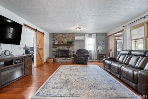 Tiny photo for 4098 E State Rd 38 Road, New Castle, IN 47362 (MLS # 202637870)