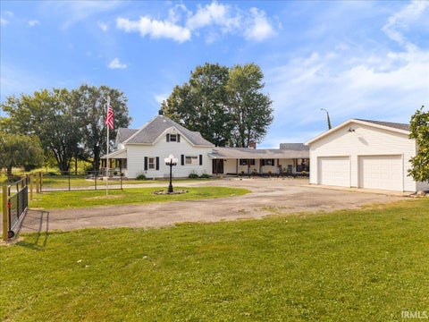 Tiny photo for 4098 E State Rd 38 Road, New Castle, IN 47362 (MLS # 202637870)