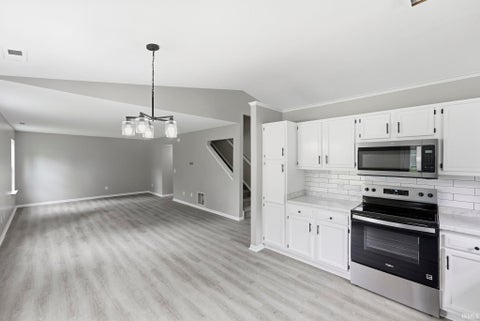 Tiny photo for 8931 Whispering Woods Drive, Fort Wayne, IN 46804 (MLS # 202632302)