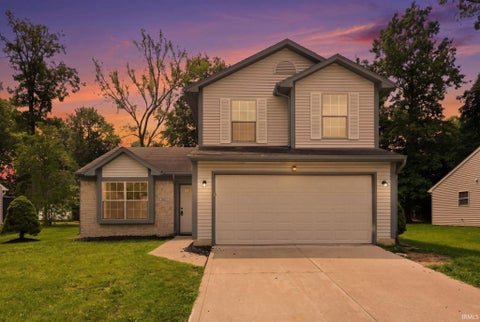Photo of 8931 Whispering Woods Drive, Fort Wayne, IN 46804 (MLS # 202632302)