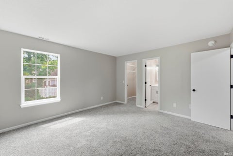Tiny photo for 8931 Whispering Woods Drive, Fort Wayne, IN 46804 (MLS # 202632302)