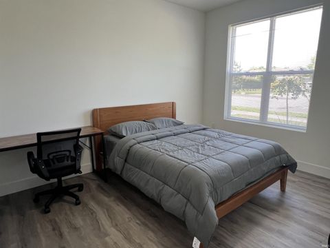 Tiny photo for 2286 N Cooper Unit #B St, Kokomo, IN 46901 (MLS # 202532851)