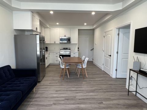 Tiny photo for 2286 N Cooper Unit #B St, Kokomo, IN 46901 (MLS # 202532851)