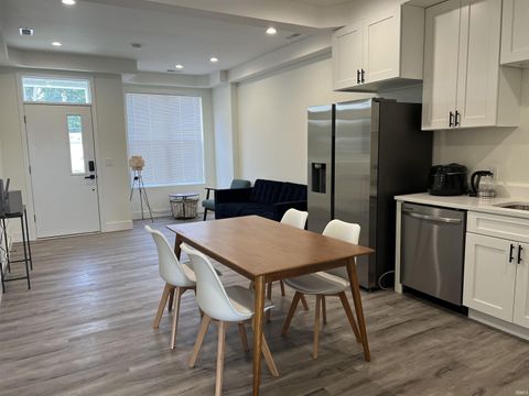 Tiny photo for 2286 N Cooper Unit #B St, Kokomo, IN 46901 (MLS # 202532851)