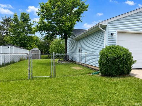 Tiny photo for 927 May Place, Fort Wayne, IN 46825 (MLS # 202622070)