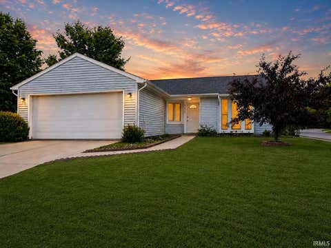 Photo of 927 May Place, Fort Wayne, IN 46825 (MLS # 202622070)