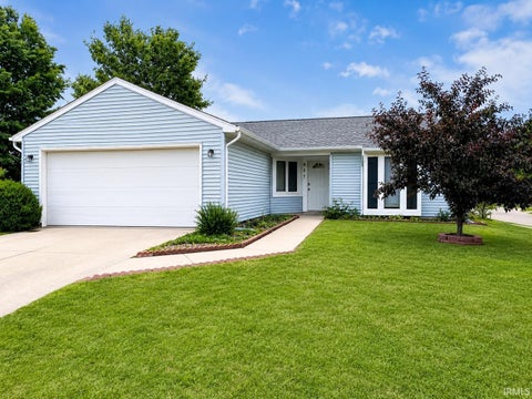 Tiny photo for 927 May Place, Fort Wayne, IN 46825 (MLS # 202622070)