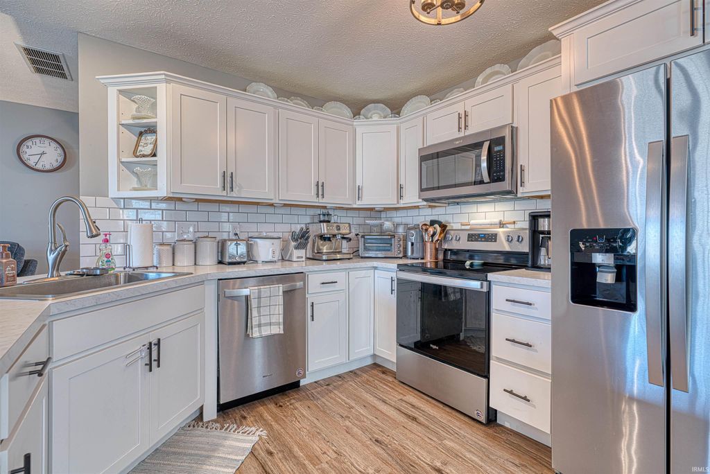 Photo of 7402 Baltic Drive, Evansville, IN 47711 (MLS # 202620707)