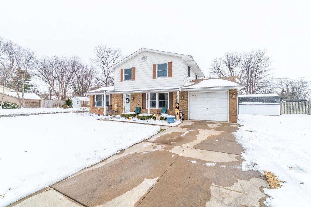 Photo of 1805 Richfield Drive, New Haven, IN 46774 (MLS # 202601095)