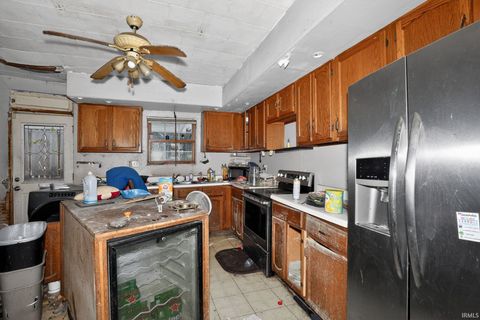 Tiny photo for 313 S Division Street #313 S Division St, Flora, IN 46929 (MLS # 202602117)