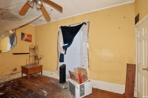 Tiny photo for 313 S Division Street #313 S Division St, Flora, IN 46929 (MLS # 202602117)