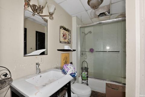 Tiny photo for 313 S Division Street #313 S Division St, Flora, IN 46929 (MLS # 202602117)