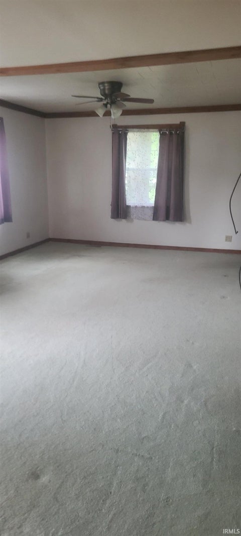 Tiny photo for 514 W Indiana Avenue, Upland, IN 46989 (MLS # 202637799)