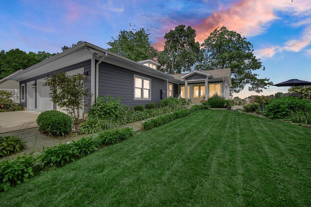 Photo of 16258 Dogwood Lane, Plymouth, IN 46563 (MLS # 202634482)