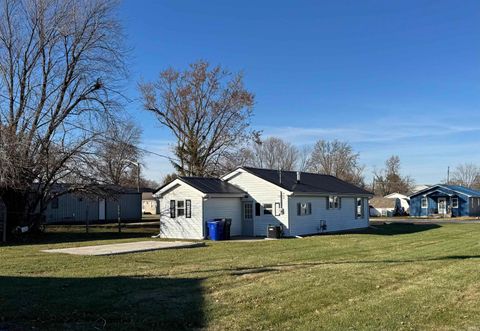 Tiny photo for 1609 E Wheeler Street, Kokomo, IN 46902 (MLS # 202547007)