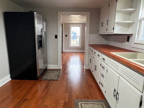 Tiny photo for 1609 E Wheeler Street, Kokomo, IN 46902 (MLS # 202547007)