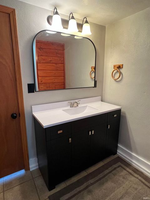 Tiny photo for 1609 E Wheeler Street, Kokomo, IN 46902 (MLS # 202547007)