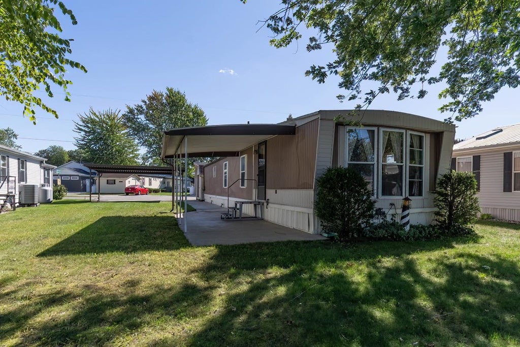 Photo of 5110 N 450 W Lot 116, Angola, IN 46703 (MLS # 202641608)