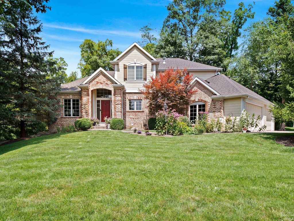 Photo of 12408 Hawkins Way, Fort Wayne, IN 46814 (MLS # 202544769)