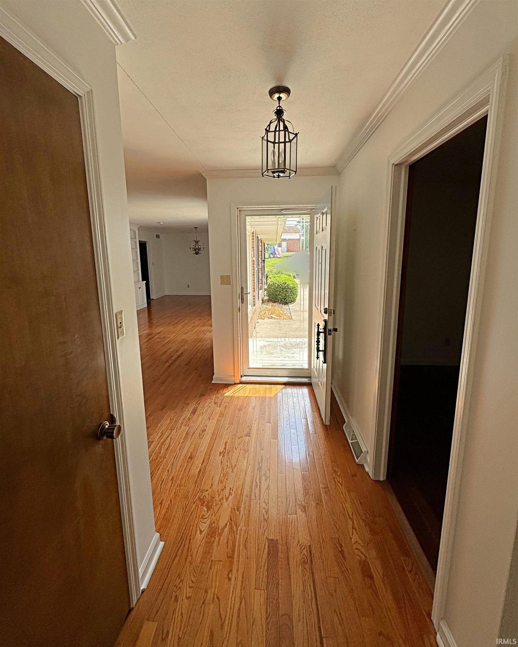 Photo of 1516 Jan Ann Court, Washington, IN 47501 (MLS # 202536896)