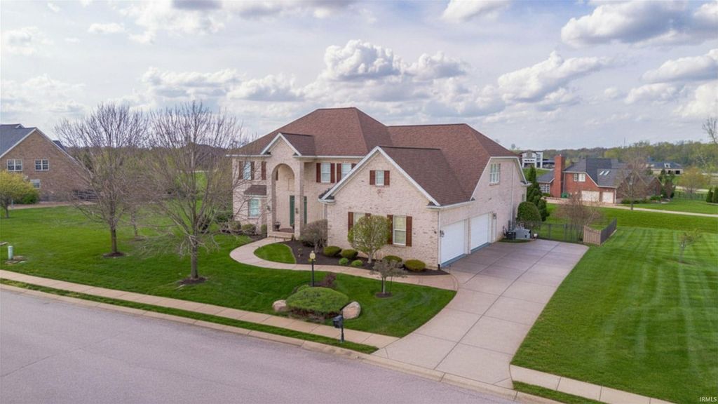 Photo of 5622 Victoria Bluffs Drive, Newburgh, IN 47630 (MLS # 202611763)