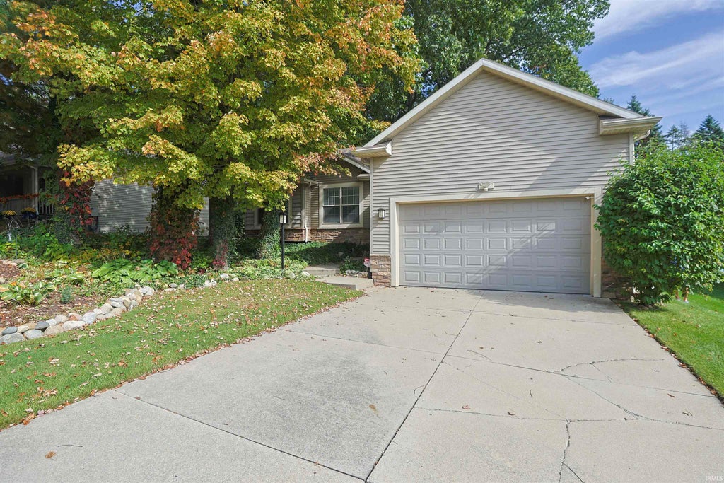 Photo of 53094 Wildlife Drive, South Bend, IN 46628 (MLS # 202642719)