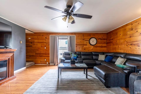 Tiny photo for 195 E Chestnut Street, Waterloo, IN 46793 (MLS # 202625431)