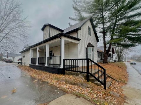 Photo of 415 W Jefferson Street, Kokomo, IN 46901 (MLS # 202546542)