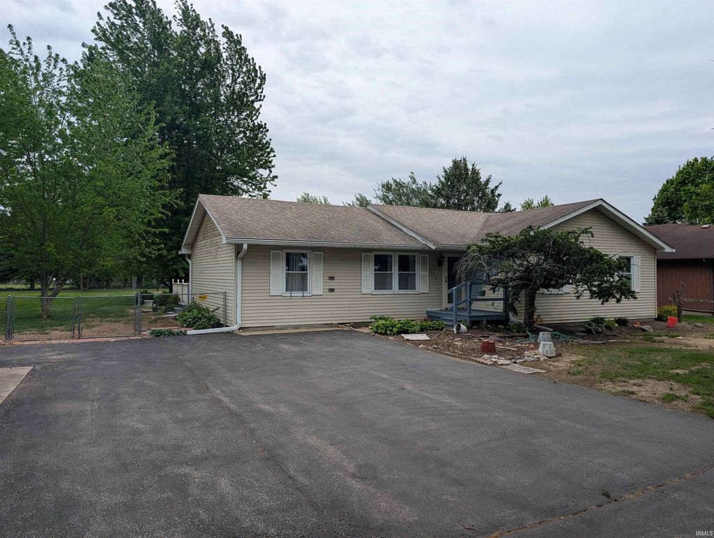 Photo of 2802 N Webster Street, Kokomo, IN 46901 (MLS # 202615258)