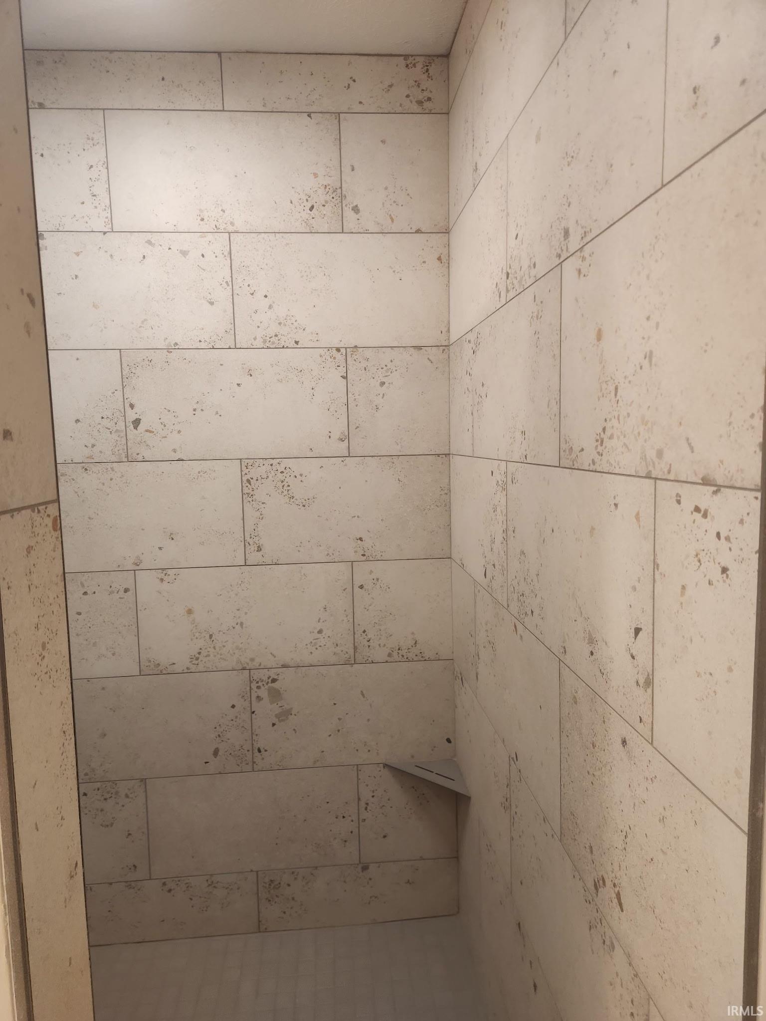 Elkhart, Indiana 46516, United States, 3 Bedrooms Bedrooms, ,3 BathroomsBathrooms,Residential,Active,160145