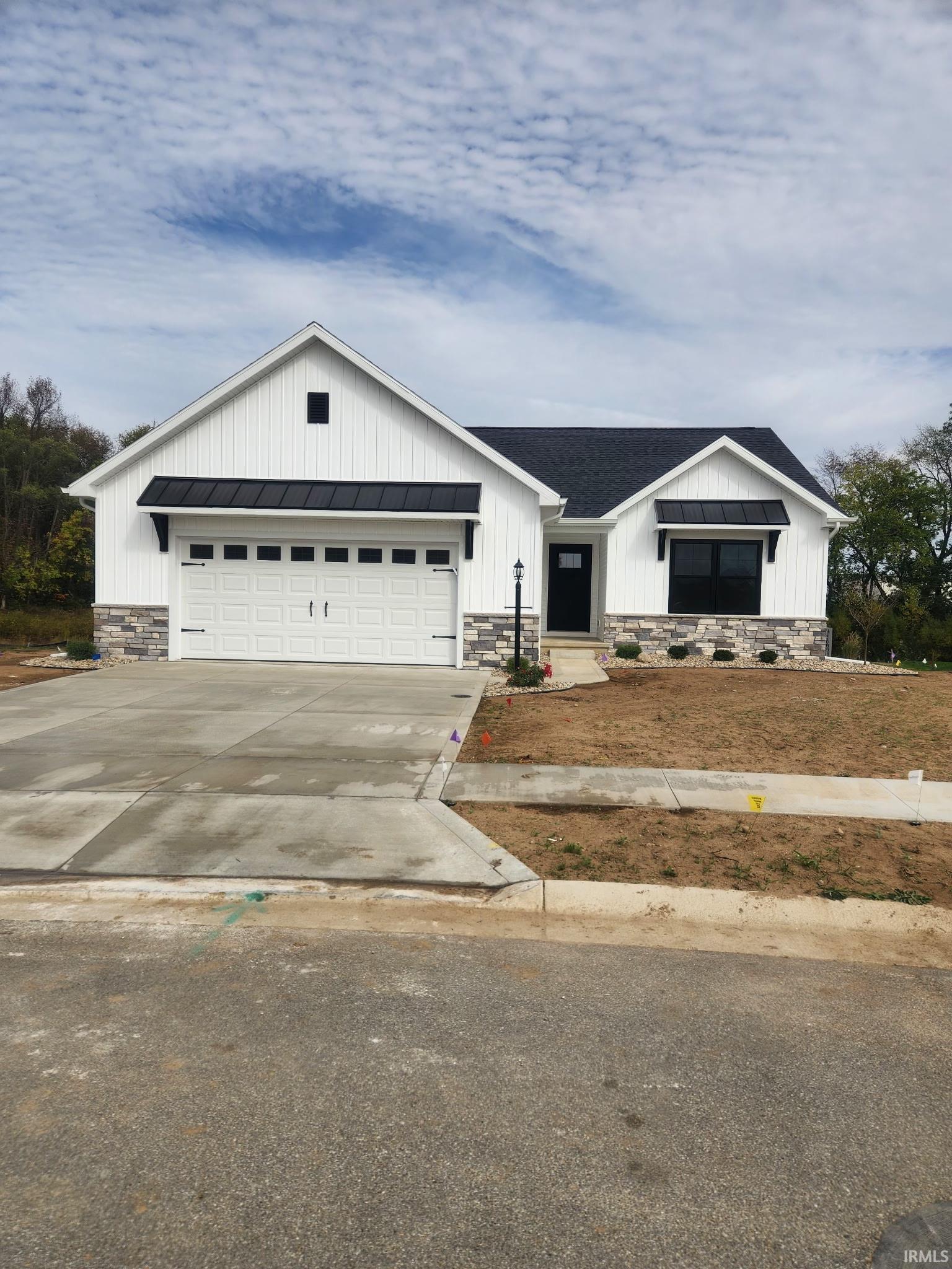 Elkhart, Indiana 46516, United States, 3 Bedrooms Bedrooms, ,3 BathroomsBathrooms,Residential,Active,160145