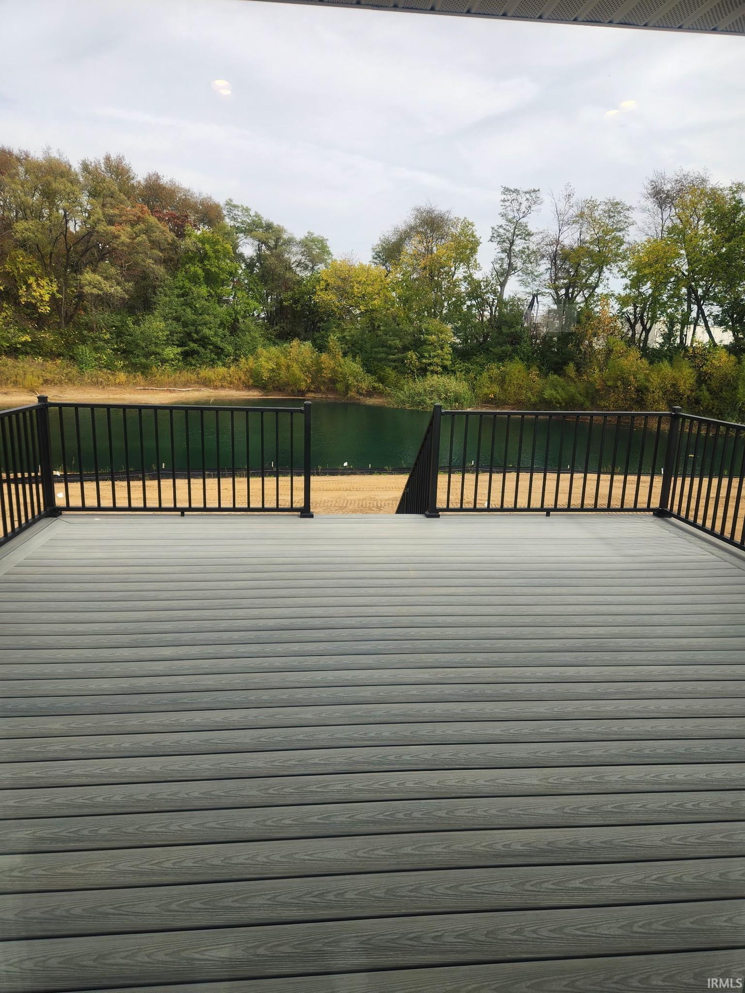 Elkhart, Indiana 46516, United States, 3 Bedrooms Bedrooms, ,3 BathroomsBathrooms,Residential,Active,160145