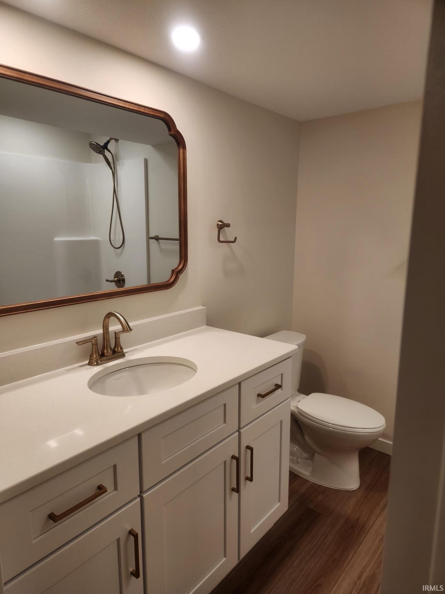 Elkhart, Indiana 46516, United States, 3 Bedrooms Bedrooms, ,3 BathroomsBathrooms,Residential,Active,160145