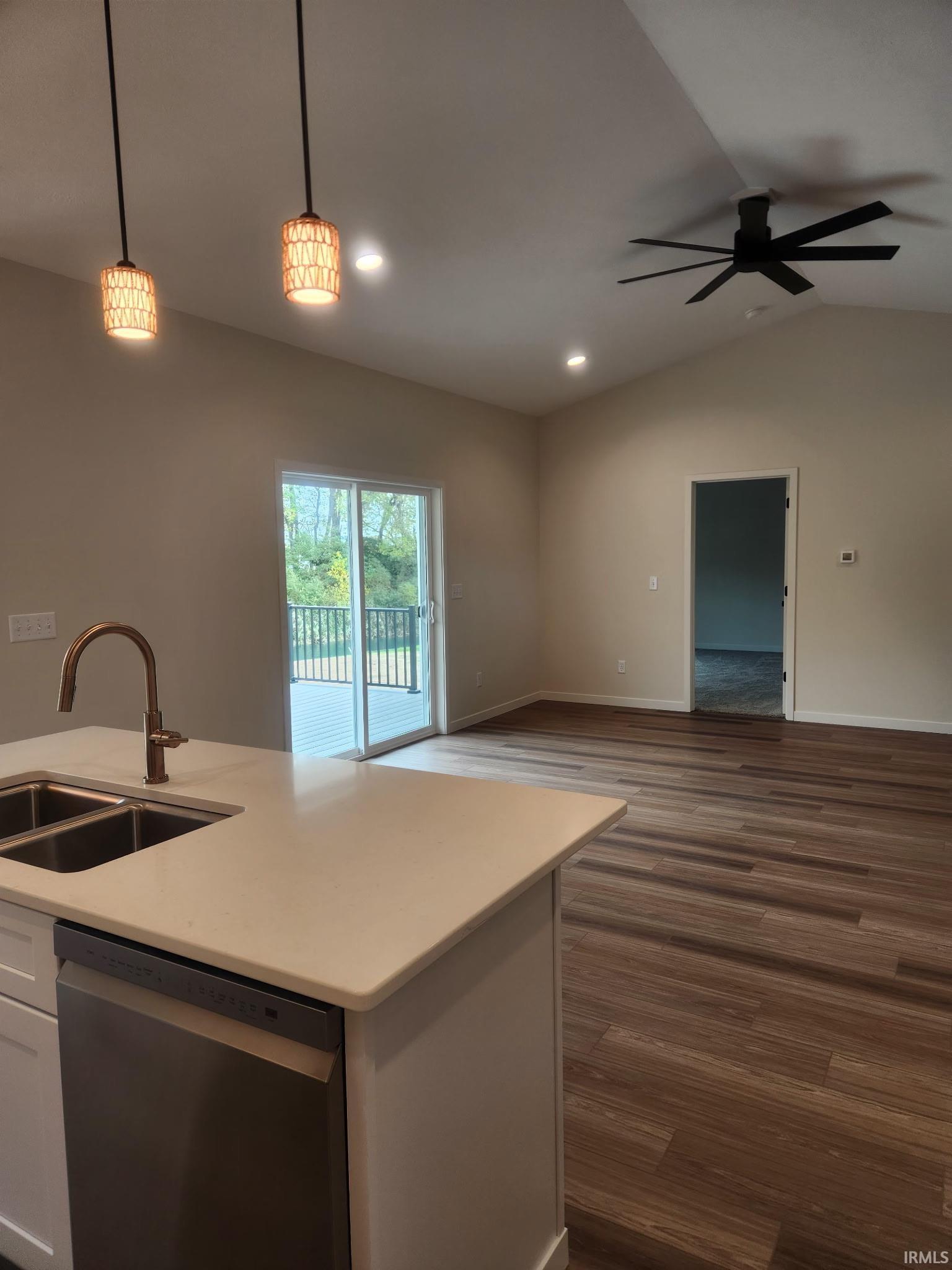 Elkhart, Indiana 46516, United States, 3 Bedrooms Bedrooms, ,3 BathroomsBathrooms,Residential,Active,160145