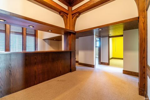 Tiny photo for 124 E Rush Street, Kendallville, IN 46755 (MLS # 202612549)