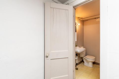 Tiny photo for 124 E Rush Street, Kendallville, IN 46755 (MLS # 202612549)