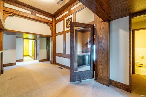 Tiny photo for 124 E Rush Street, Kendallville, IN 46755 (MLS # 202612549)