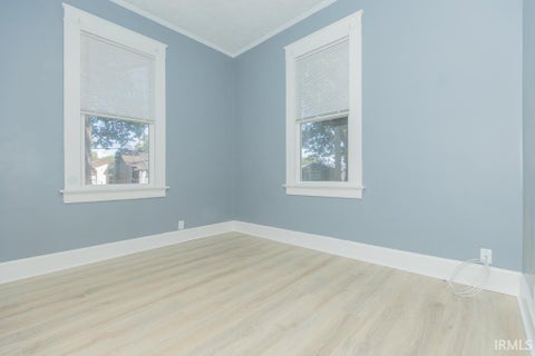Tiny photo for 810 E Gum Street, Evansville, IN 47713 (MLS # 202636540)