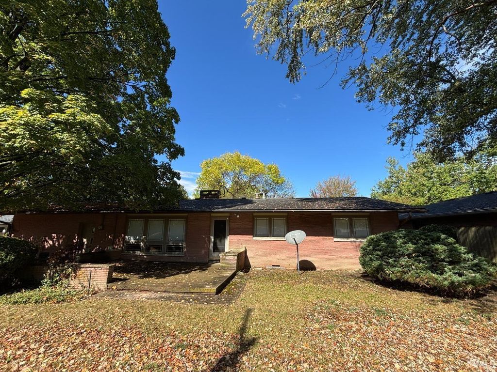 Photo of 2701 W Petty Road, Muncie, IN 47304 (MLS # 202540597)