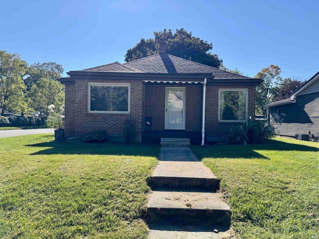 Photo of 401 W 9th Street, Rochester, IN 46975 (MLS # 202643591)