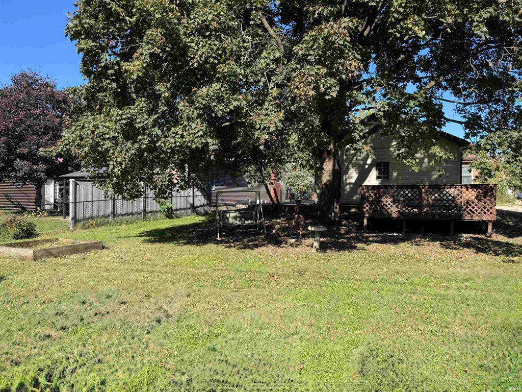 Photo of 401 W 9th Street, Rochester, IN 46975 (MLS # 202643591)