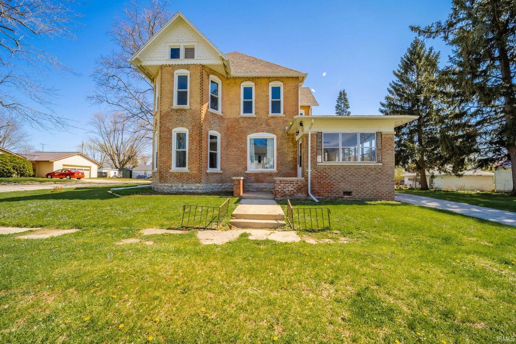 Photo of 149 N Dalton Avenue, Albany, IN 47320 (MLS # 202612161)