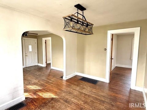 Tiny photo for 237 Ringwood Way, Anderson, IN 46013 (MLS # 202611823)