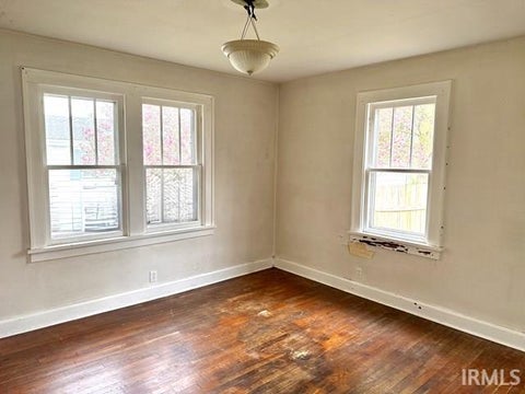 Tiny photo for 237 Ringwood Way, Anderson, IN 46013 (MLS # 202611823)