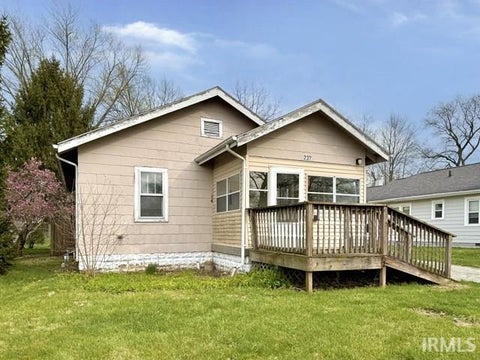 Tiny photo for 237 Ringwood Way, Anderson, IN 46013 (MLS # 202611823)