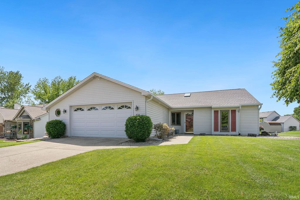 Photo of 470 Lowry Way, Roanoke, IN 46783 (MLS # 202619664)