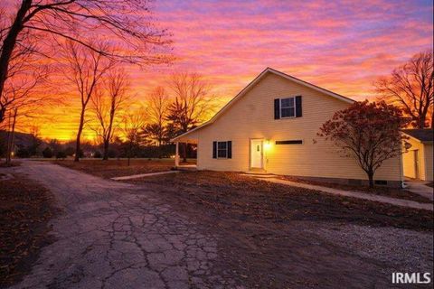 Tiny photo for 4244 W 100 N, Kokomo, IN 46901 (MLS # 202532279)