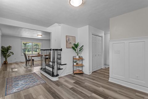Tiny photo for 4244 W 100 N, Kokomo, IN 46901 (MLS # 202532279)